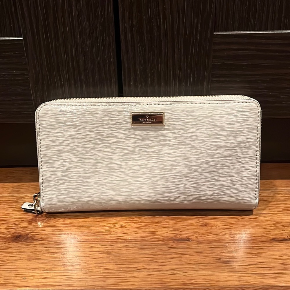 Kate Spade Wallet (also selling matching purse)
